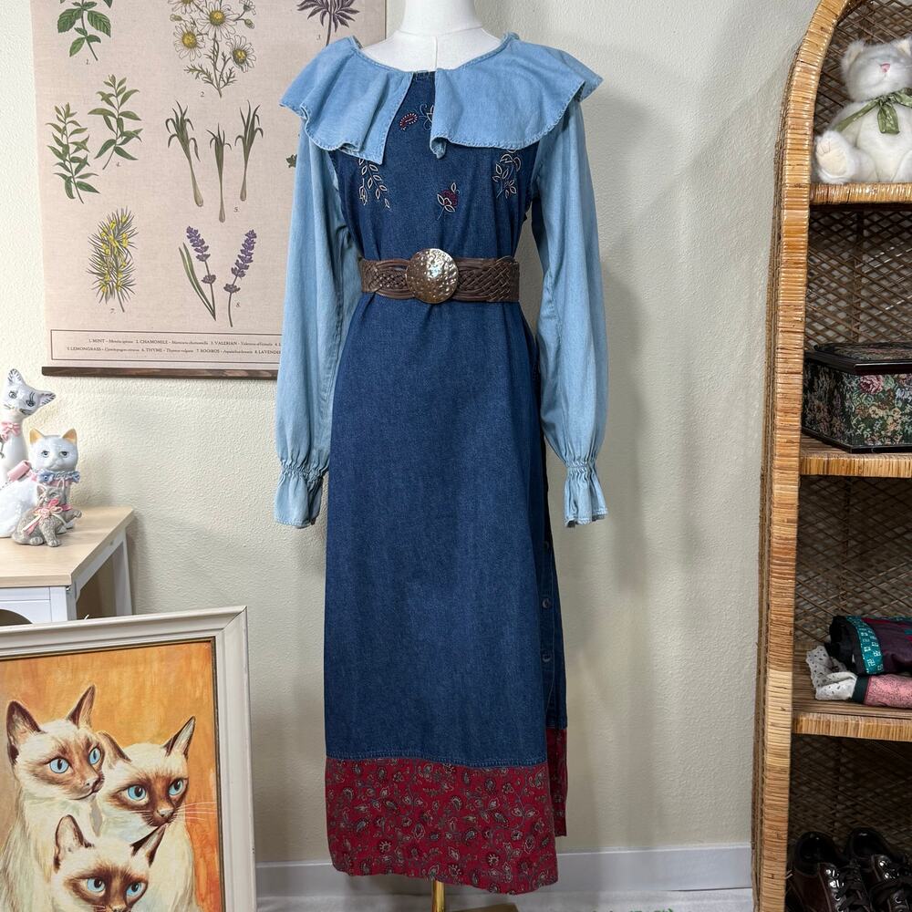 Vtg Embroidered Floral Denim Maxi Jumper Dress Cottage Prairie Grandma Grunge M